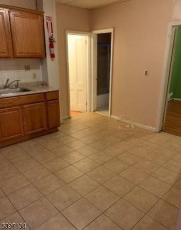 76 Jasper Street Paterson NJ 07522