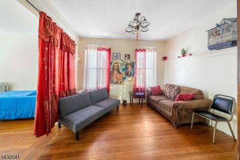 1039 Anna Street Elizabeth NJ 07201