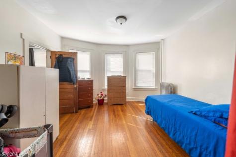 1039 Anna Street Elizabeth NJ 07201