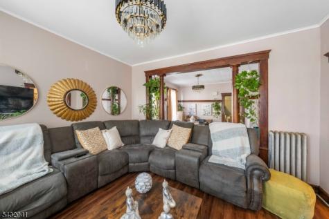 1039 Anna Street Elizabeth NJ 07201