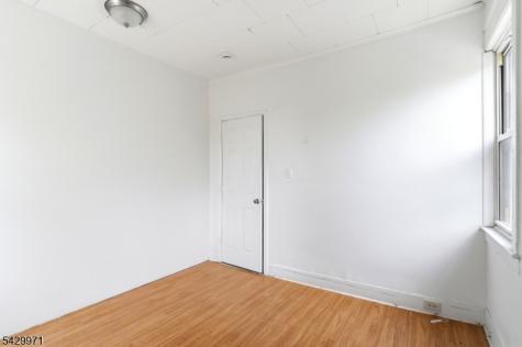 37 Lenox Avenue Irvington NJ 07111