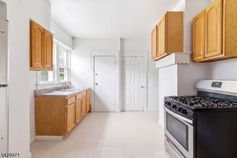 37 Lenox Avenue Irvington NJ 07111