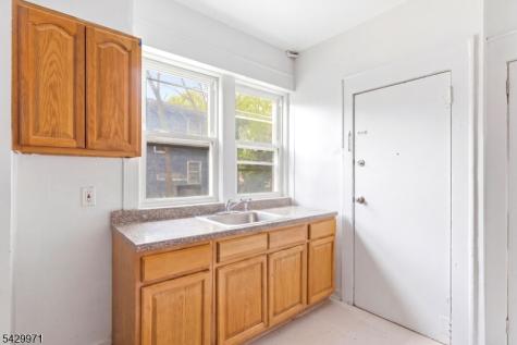 37 Lenox Avenue Irvington NJ 07111