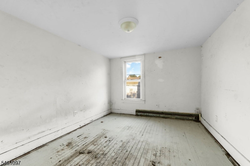 1185 5TH Avenue Alpha NJ 08865