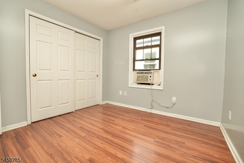 366 14TH Avenue Newark NJ 07103