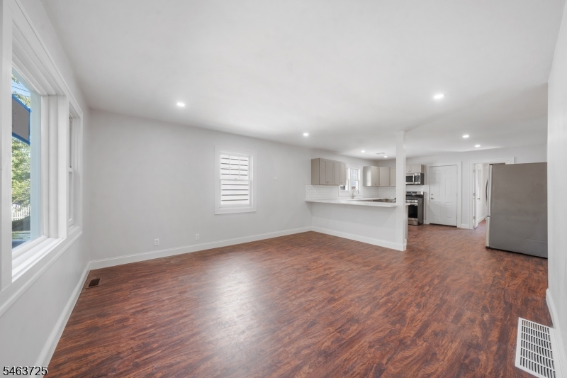 68 Salter Place Belleville NJ 07109