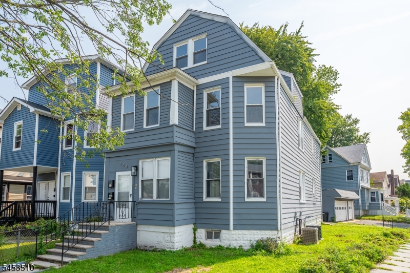 484 Prospect Street East Orange NJ 07017