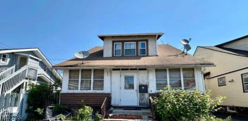 222 Paterson Avenue Paterson NJ 07502