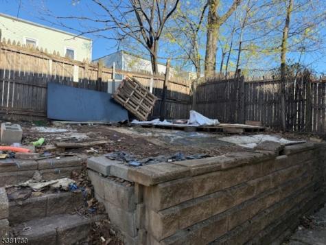 461 S 14th Street Newark NJ 07103
