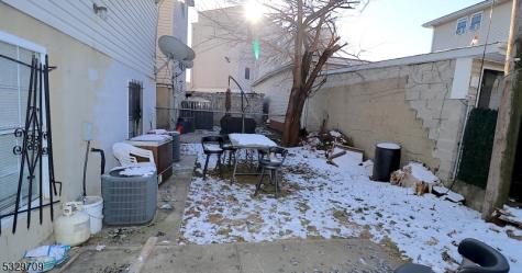 580 3RD Street Newark NJ 07107