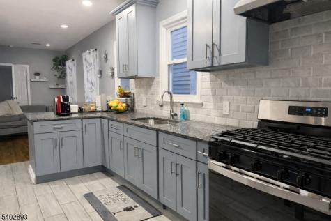 313 Washington Avenue Elizabeth NJ 07202