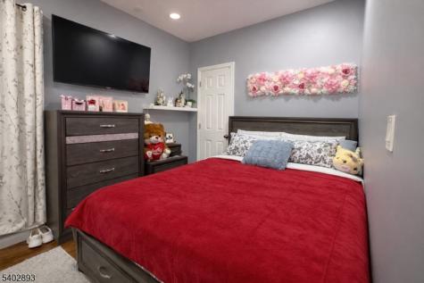 313 Washington Avenue Elizabeth NJ 07202