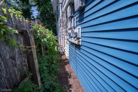 71 Oak St (REAR) Keansburg NJ 07734