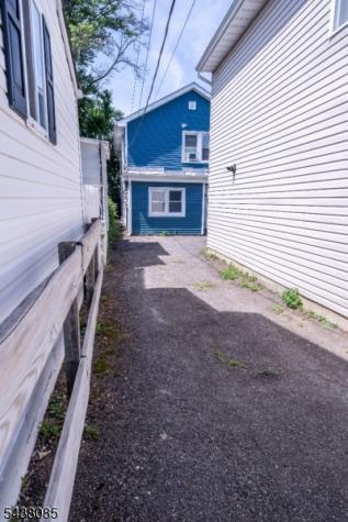 71 Oak St (REAR) Keansburg NJ 07734