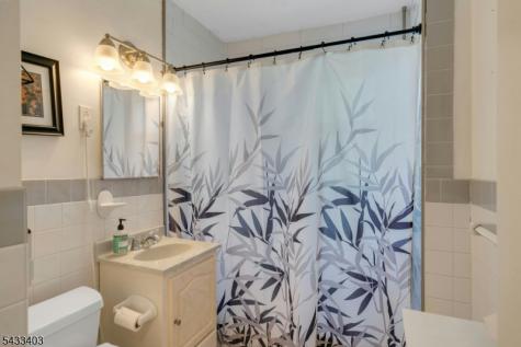 228 Willow Avenue Garwood NJ 07027