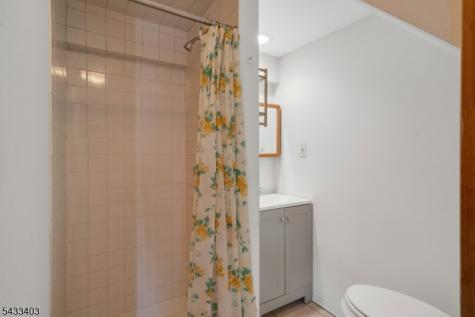 228 Willow Avenue Garwood NJ 07027