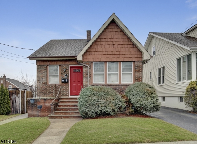 2047 Gless Avenue Union NJ 07083