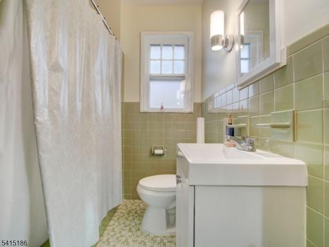 2047 Gless Avenue Union NJ 07083