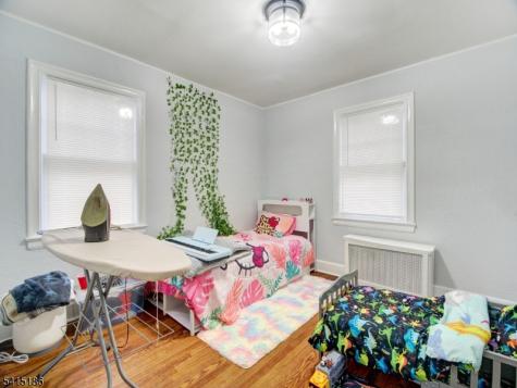 2047 Gless Avenue Union NJ 07083