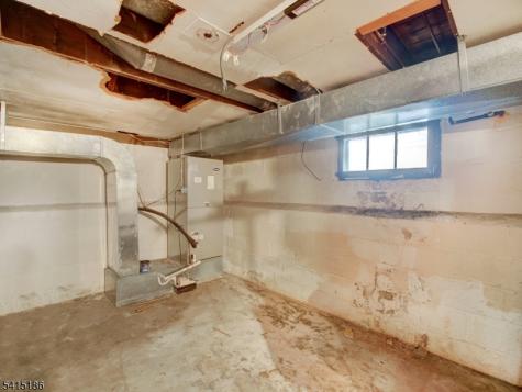 2047 Gless Avenue Union NJ 07083
