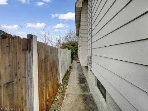 2047 Gless Avenue Union NJ 07083