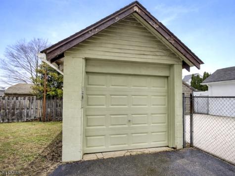 2047 Gless Avenue Union NJ 07083