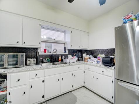 2047 Gless Avenue Union NJ 07083