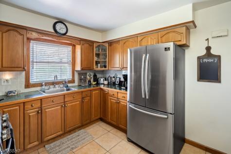 46 Mary Avenue Woodland Park NJ 07424