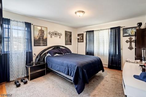 46 Mary Avenue Woodland Park NJ 07424