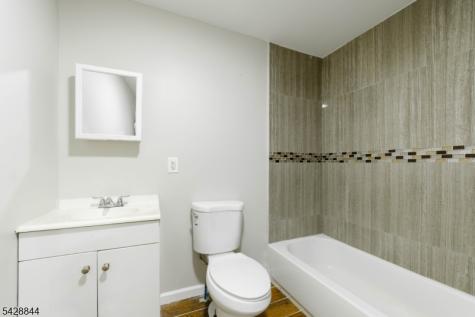 874 S 16th Street Newark NJ 07108