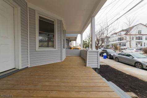 874 S 16th Street Newark NJ 07108