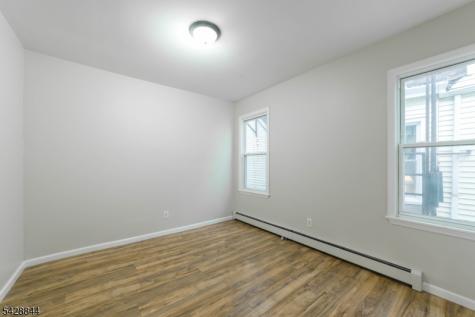 874 S 16th Street Newark NJ 07108