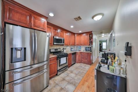 1500 48TH Street North Bergen NJ 07047