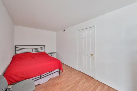 1500 48TH Street North Bergen NJ 07047
