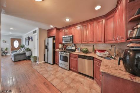 1500 48TH Street North Bergen NJ 07047