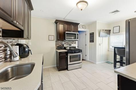 30 Rockview Terrace North Plainfield NJ 07060