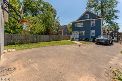 30 Rockview Terrace North Plainfield NJ 07060