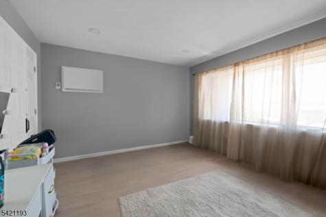 3912 Liberty Avenue North Bergen NJ 07047