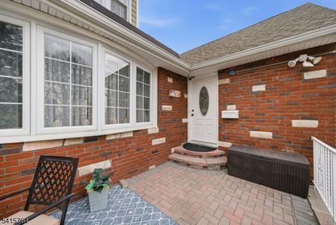 55 N 15th Street Hawthorne NJ 07506