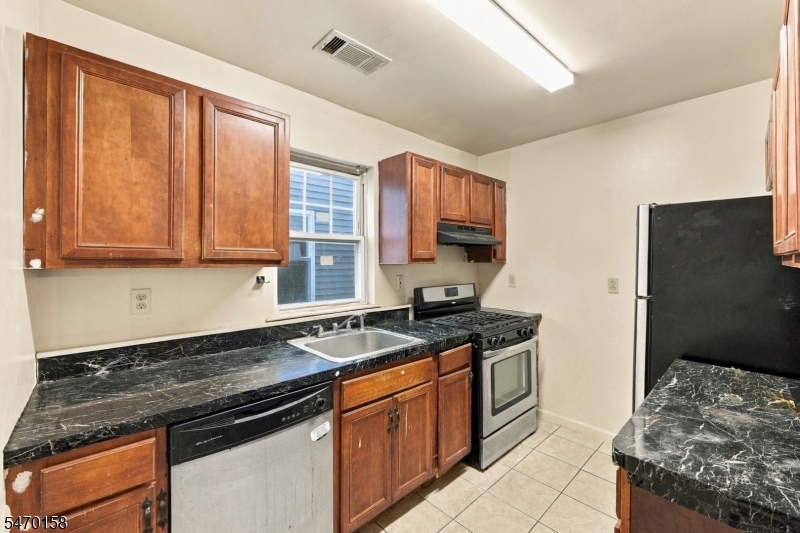 606 S 19th Street Newark NJ 07103