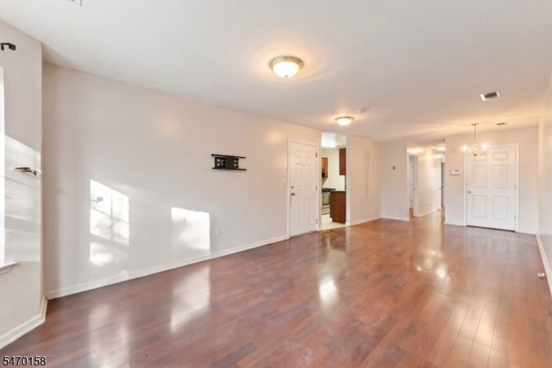 606 S 19th Street Newark NJ 07103