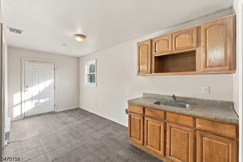 606 S 19th Street Newark NJ 07103