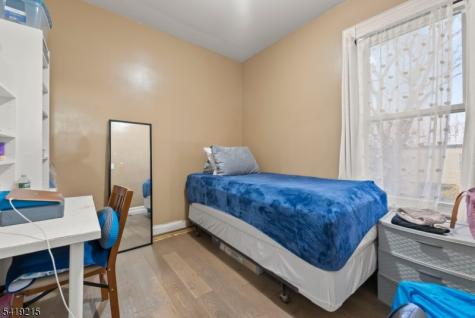 21 Olive Street Paterson NJ 07501