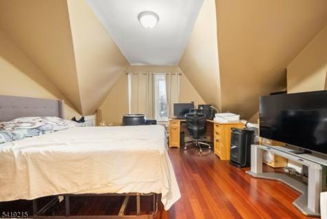 21 Olive Street Paterson NJ 07501