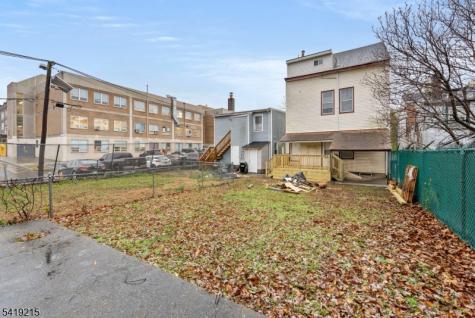 21 Olive Street Paterson NJ 07501