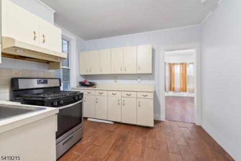 21 Olive Street Paterson NJ 07501