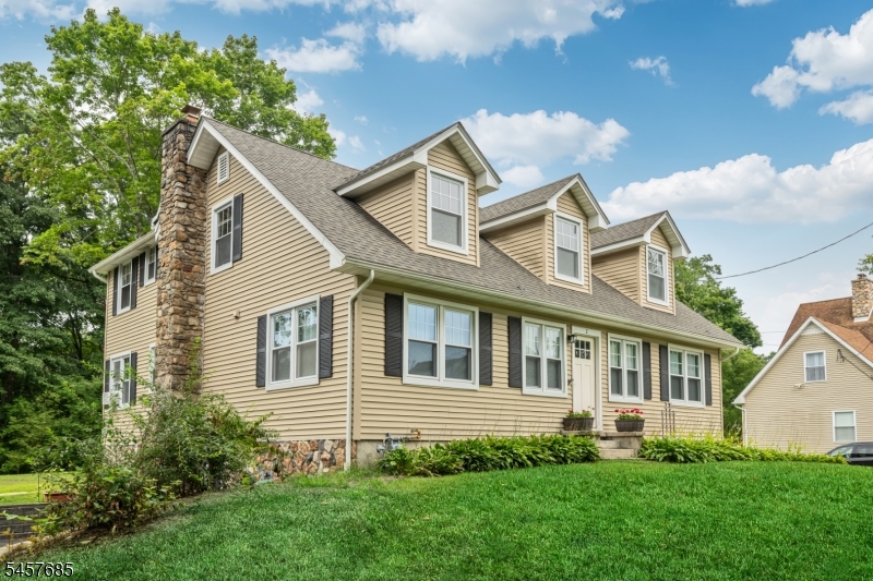 2 Glen Avenue Mount Olive NJ 07828