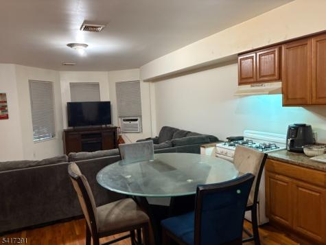 112 4TH Avenue Paterson NJ 07524