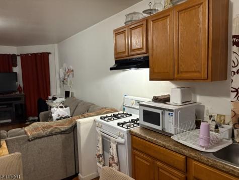 112 4TH Avenue Paterson NJ 07524