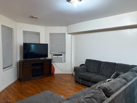 112 4TH Avenue Paterson NJ 07524